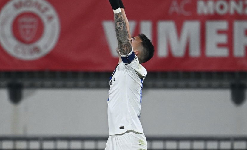 Rigore di Calhanoglu e tap-in di Lautaro: Inter avanti 2-0 sul Monza all’intervallo. Annullata la rete di Pessina preview