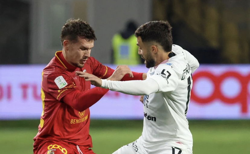 Serie B, Segre risponde a Biasci: parità tra Catanzaro e Palermo (1-1) preview