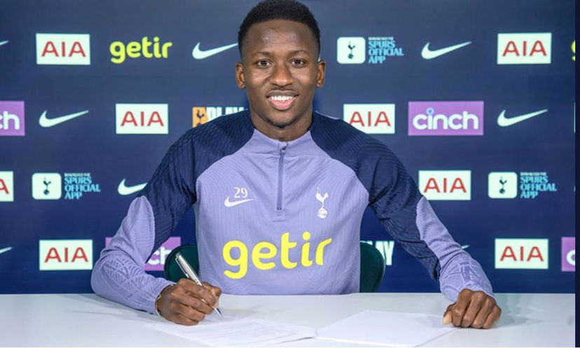 Sarr-Tottenham, c’è la firma: il centrocampista ha rinnovato fino al 2030 preview