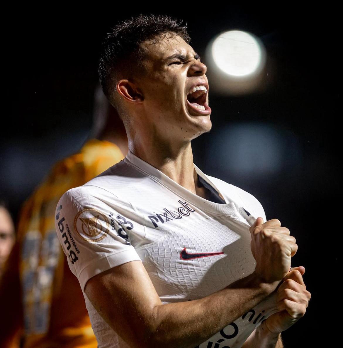 Presidente Corinthians: “Moscardo a luglio sarà a Parigi” article-post