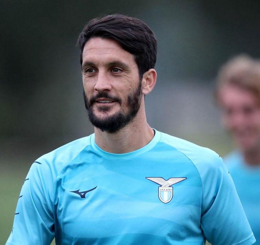 Luis Alberto: “Sarri per me è un maestro. In Italia mi vedo solo con la Lazio” preview