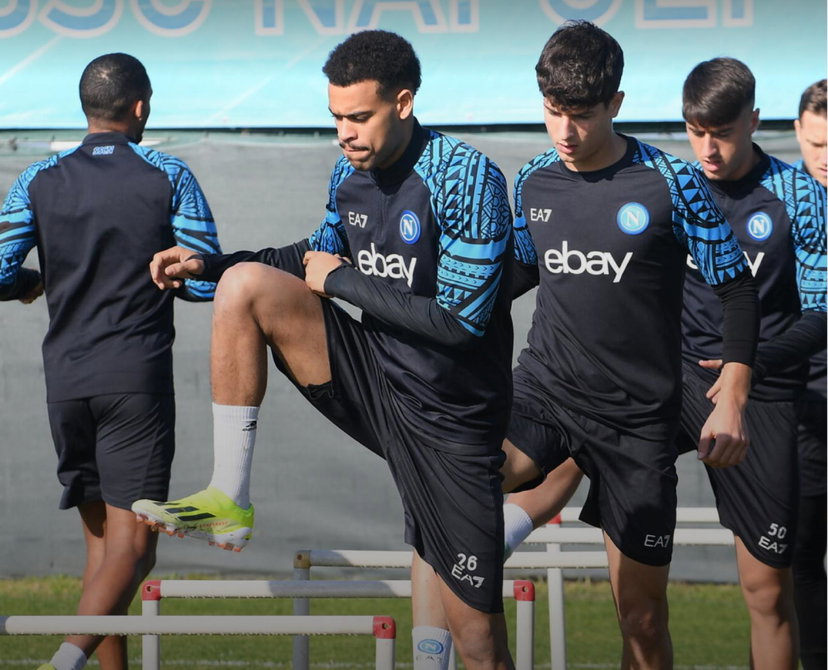 Napoli, il report dall’allenamento: Ngonge e Traorè in gruppo, terapie per Meret preview