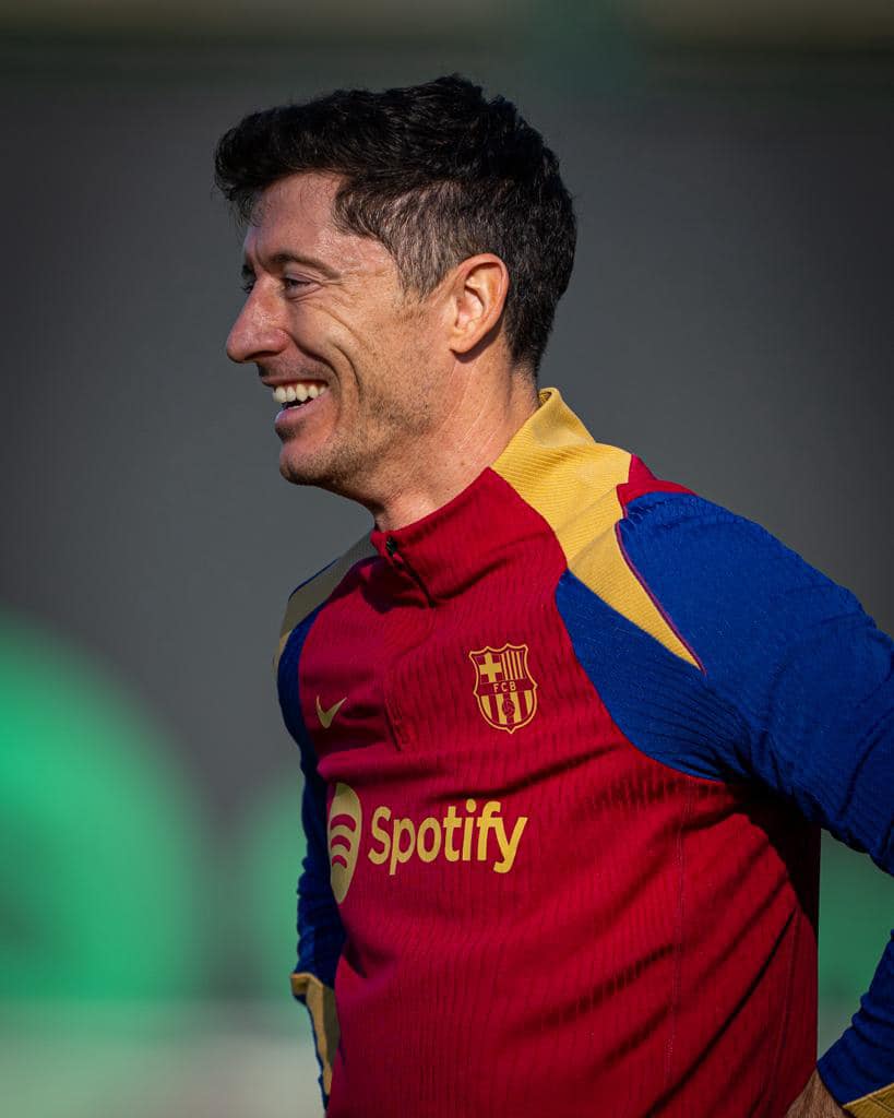 Lewandowski: “L’addio di Xavi a fine stagione? Essere un allenatore o un giocatore del Barcellona significa saper sopportare molta pressione” preview