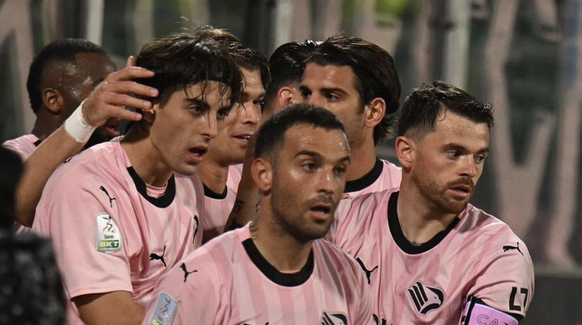 Serie B, Palermo scatenato: tris al Bari. E ora Marino è nei guai preview