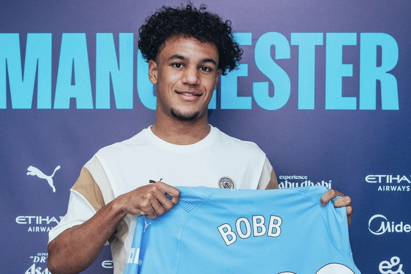 Ufficiale: Manchester City, Bobb ha rinnovato fino al 2029 preview