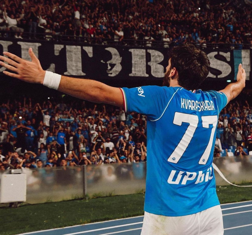 Slot su Kvara-Liverpool: “Siamo a gennaio, 99 volte su 100 non sono storie vere” preview