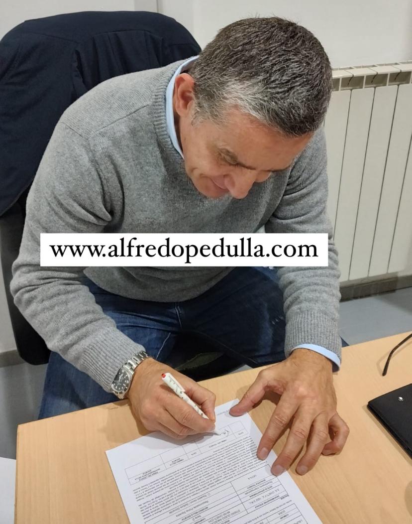 Luiso nuovo allenatore del Chieti. La foto della firma article-post