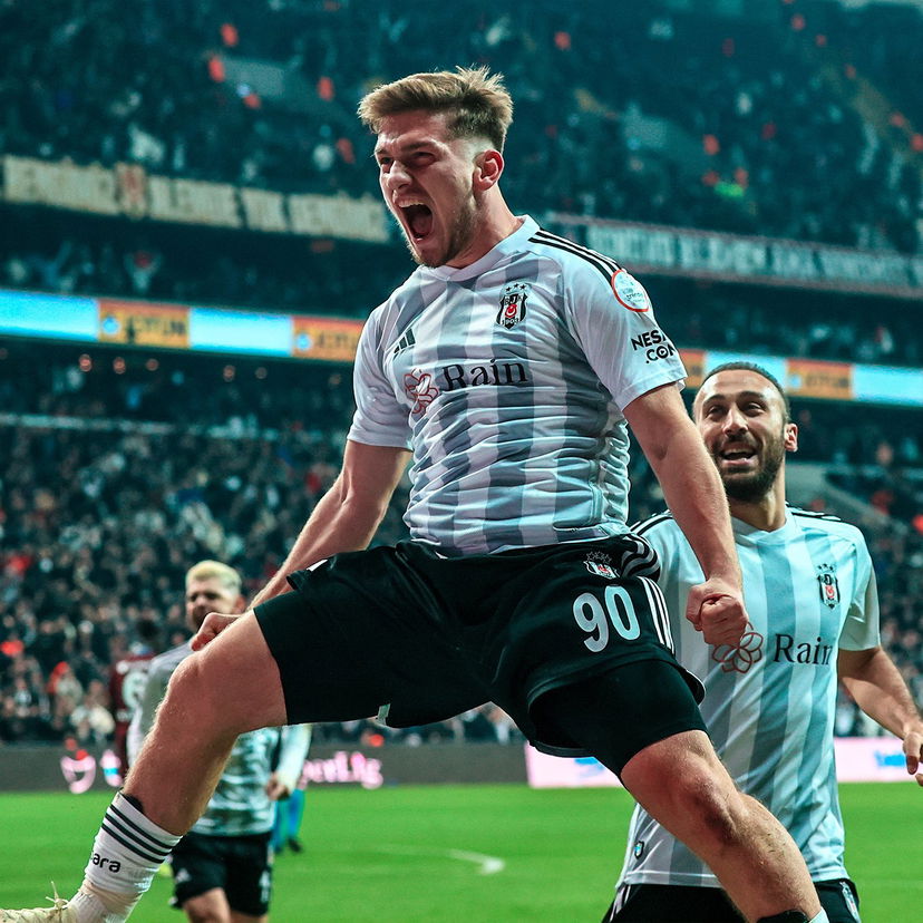 KILICSOY, IL BABY BOMBER CHE HA STREGATO IL NAPOLI preview