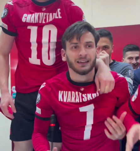 Georgia a Euro 2024, i festeggiamenti di Kvaratskhelia e dei compagni. Il video article-post