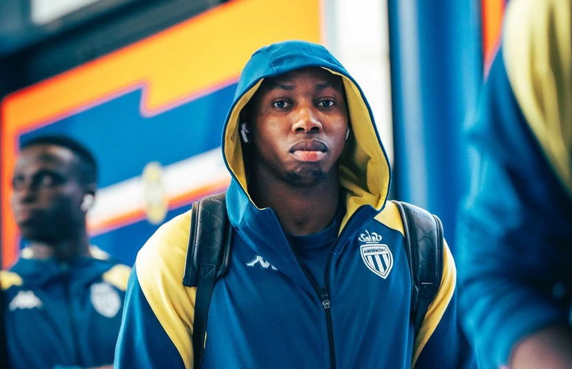 Monaco, Camara squalificato 4 giornate per aver coperto il logo contro l’omofobia preview