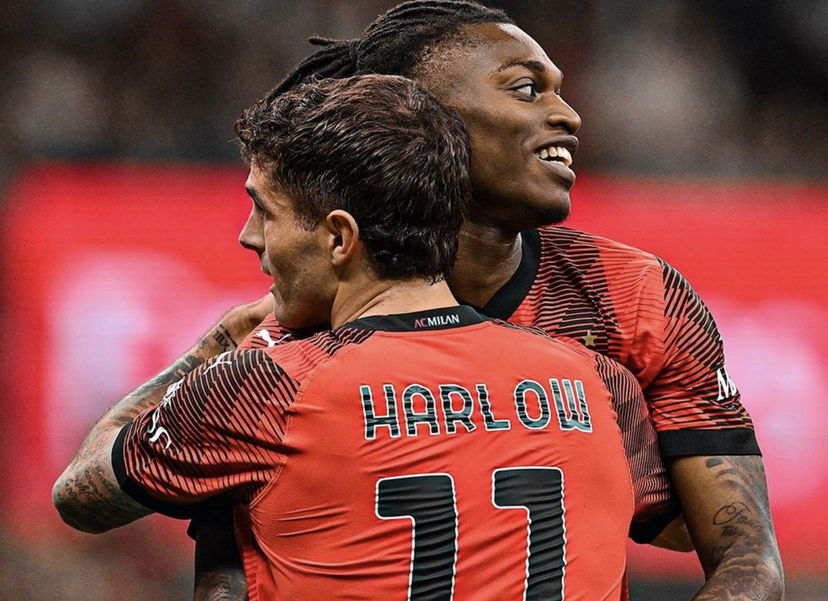 Leao: “Pulisic? Lo preferisco quando gioca da numero 10. Può fare tutto” preview