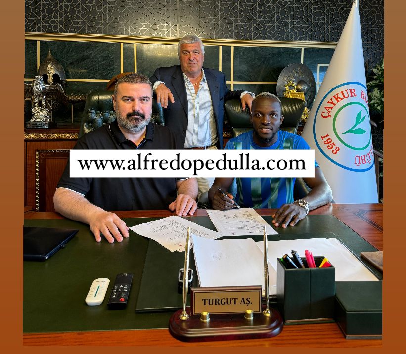 Sowe al Rizespor: la foto della firma article-post