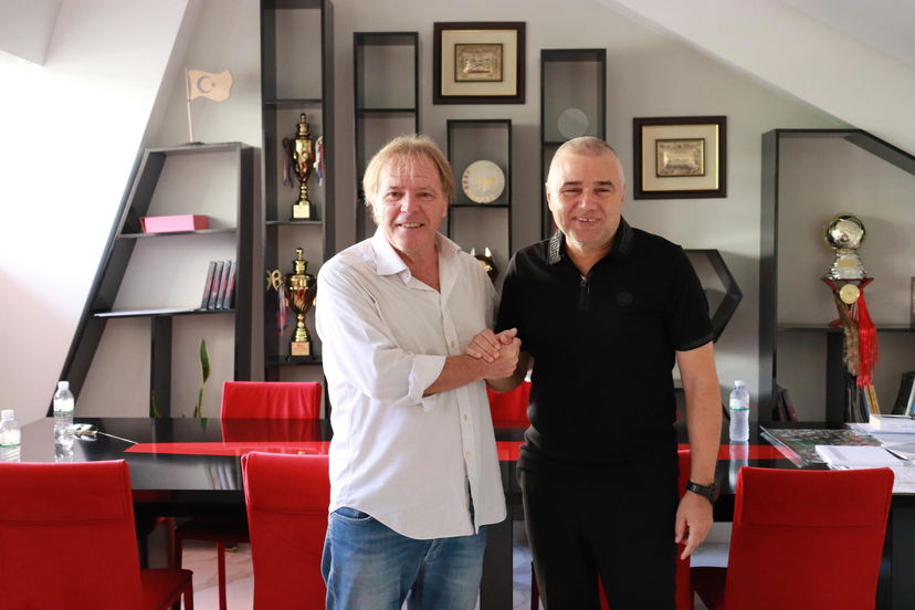 Agostinelli riparte dall’Albania: c’è l’accordo con il Flamurtari preview