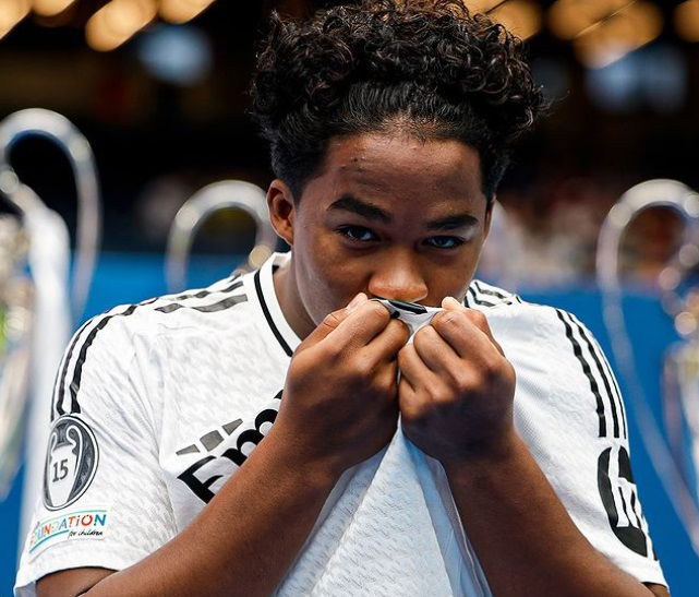 Endrick, il Lione favorito nella corsa all’attaccante article-post