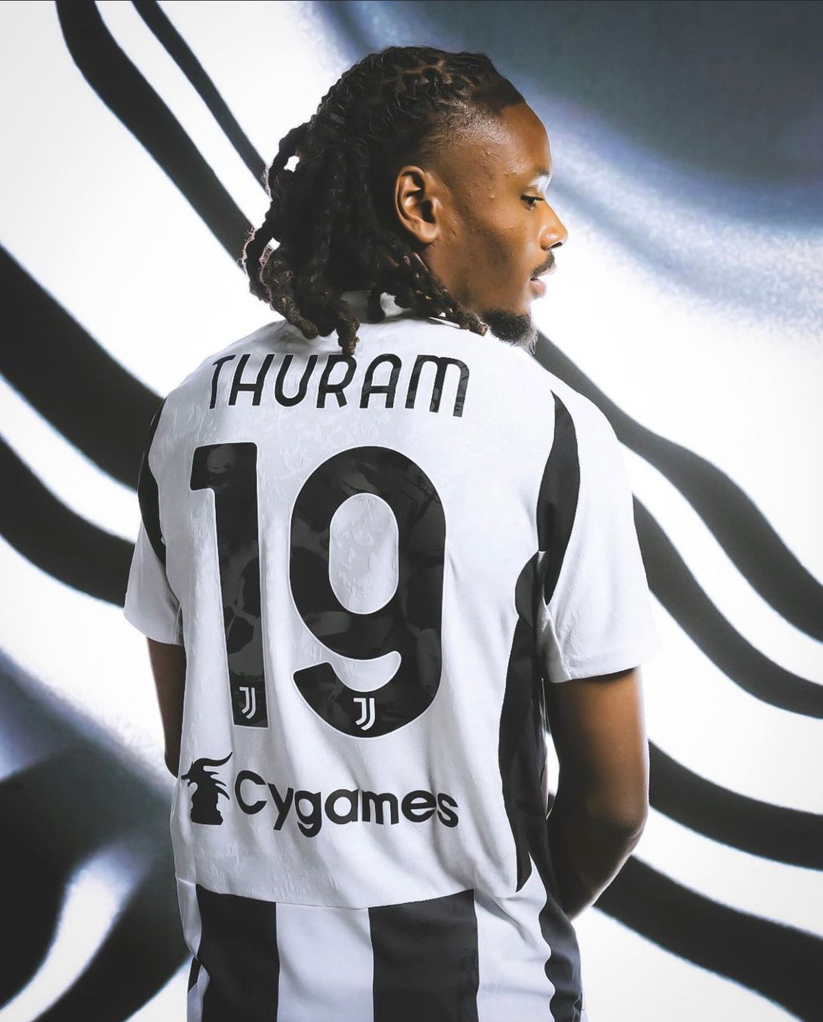 Juventus, Thuram ha scelto il numero di maglia article-post