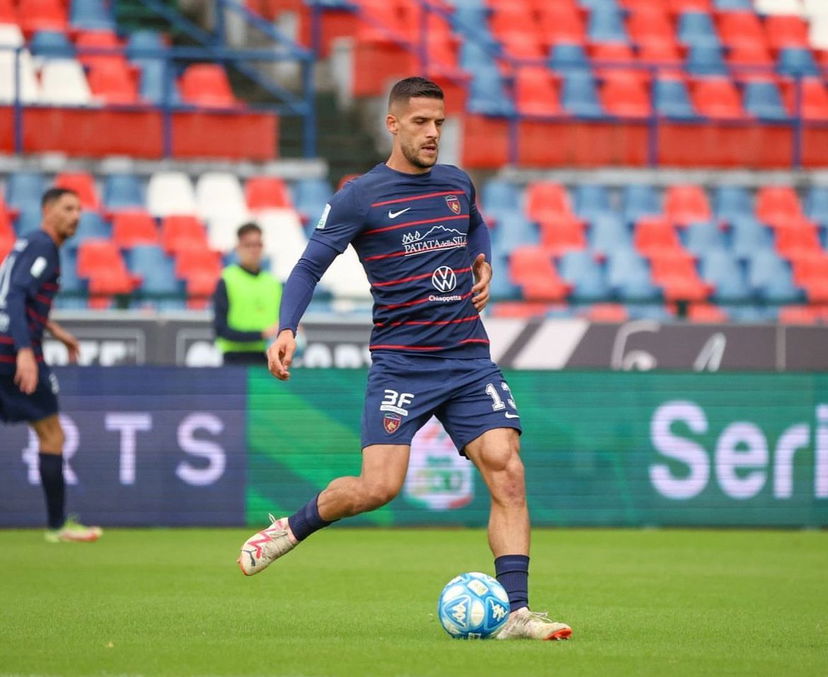 Ufficiale: Reggiana, dal Cosenza arriva Meroni preview