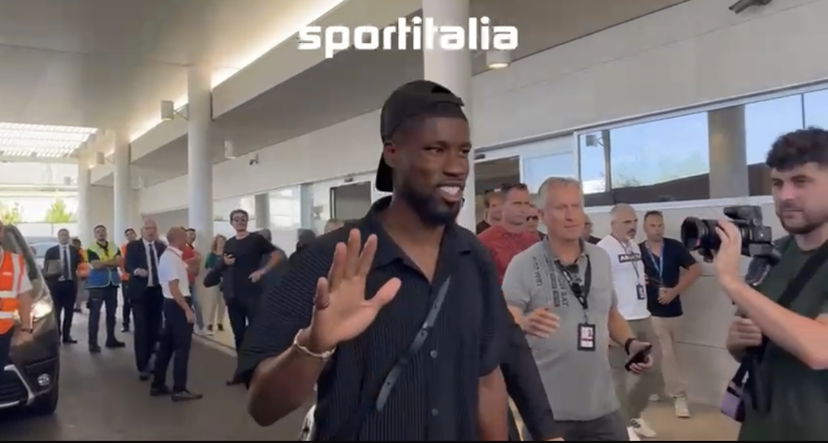 Roma, Danso è arrivato nella capitale. Visite mediche, poi la firma. Il video preview