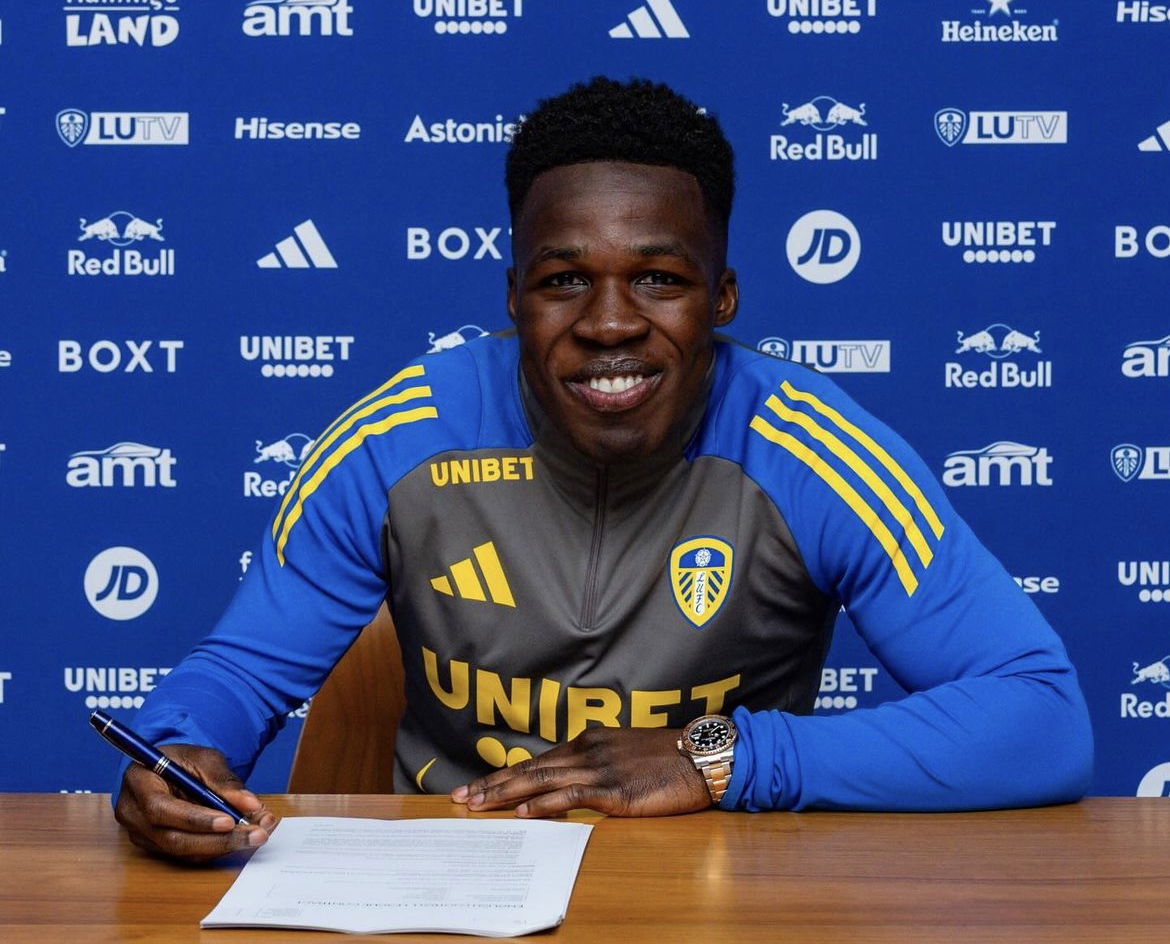Ufficiale: Gnonto ha rinnovato il contratto con il Leeds fino al 2028 article-post