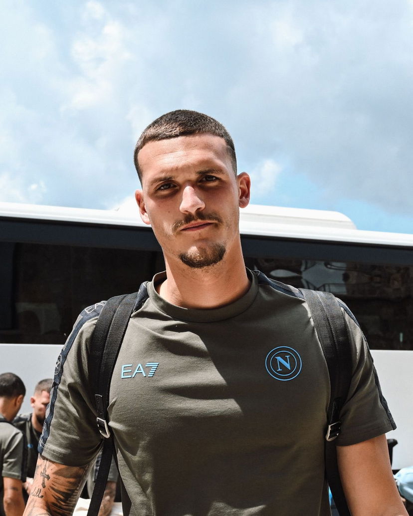 Rafa Marin: “Il mio idolo è Sergio Ramos. Preferisco giocare a destra” preview