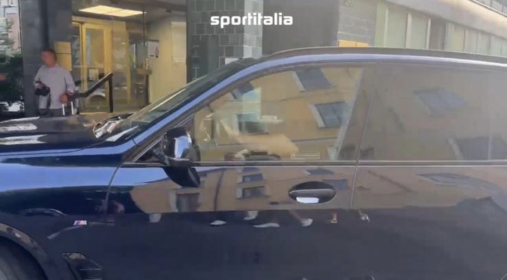 Milan, Emerson Royal sta svolgendo le visite mediche. Poi l’ufficialità preview