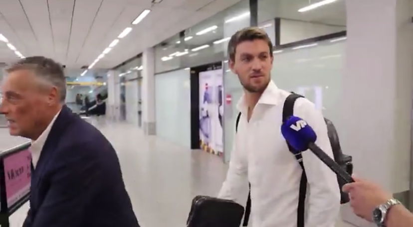 Rugani è atterrato ad Amsterdam. Ora le visite mediche, poi la firma sul contratto preview