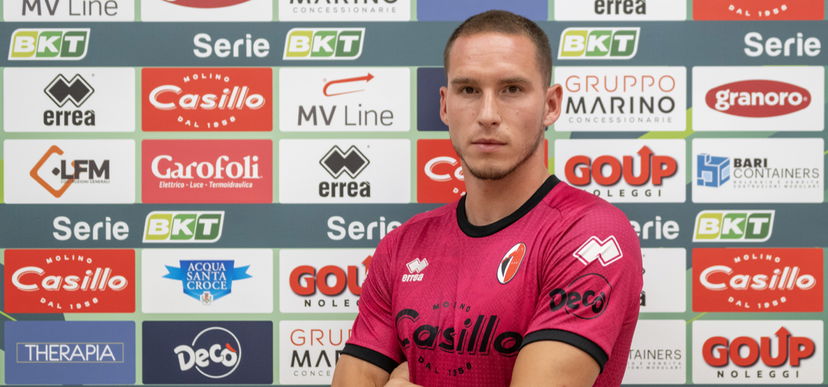 Ora è ufficiale: Radunovic al Bari preview