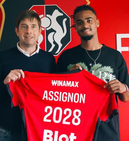 Ufficiale: Assignon rinnova con il Rennes fino al 2028 preview