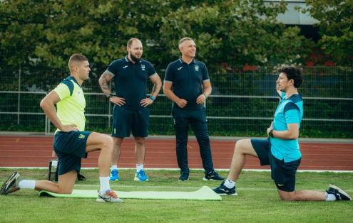 Roma, Dovbyk torna in Italia dal ritiro della Nazionale per infortunio. Condizioni da valutare preview