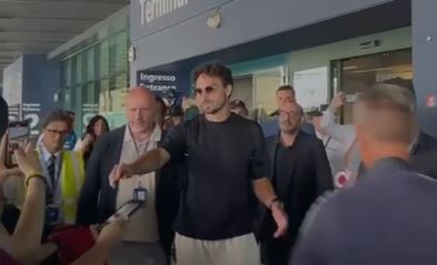 Roma, Hummels è atterrato a Fiumicino article-post