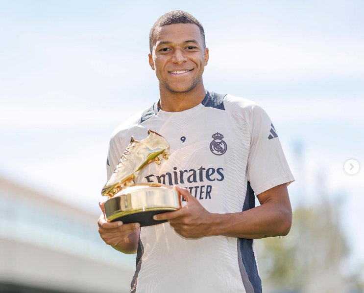 Real Madrid, la 10 pronta per Mbappé: sarà lui l’erede di Modric preview