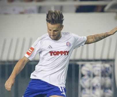 Ufficiale, Rakitic si ritira: “Dico grazie al calcio, ho vissuto notti magiche” preview