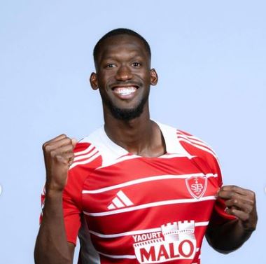 ABDALLAH SIMA, FORZA FISICA E GOL PER IL SOGNO BREST article-post