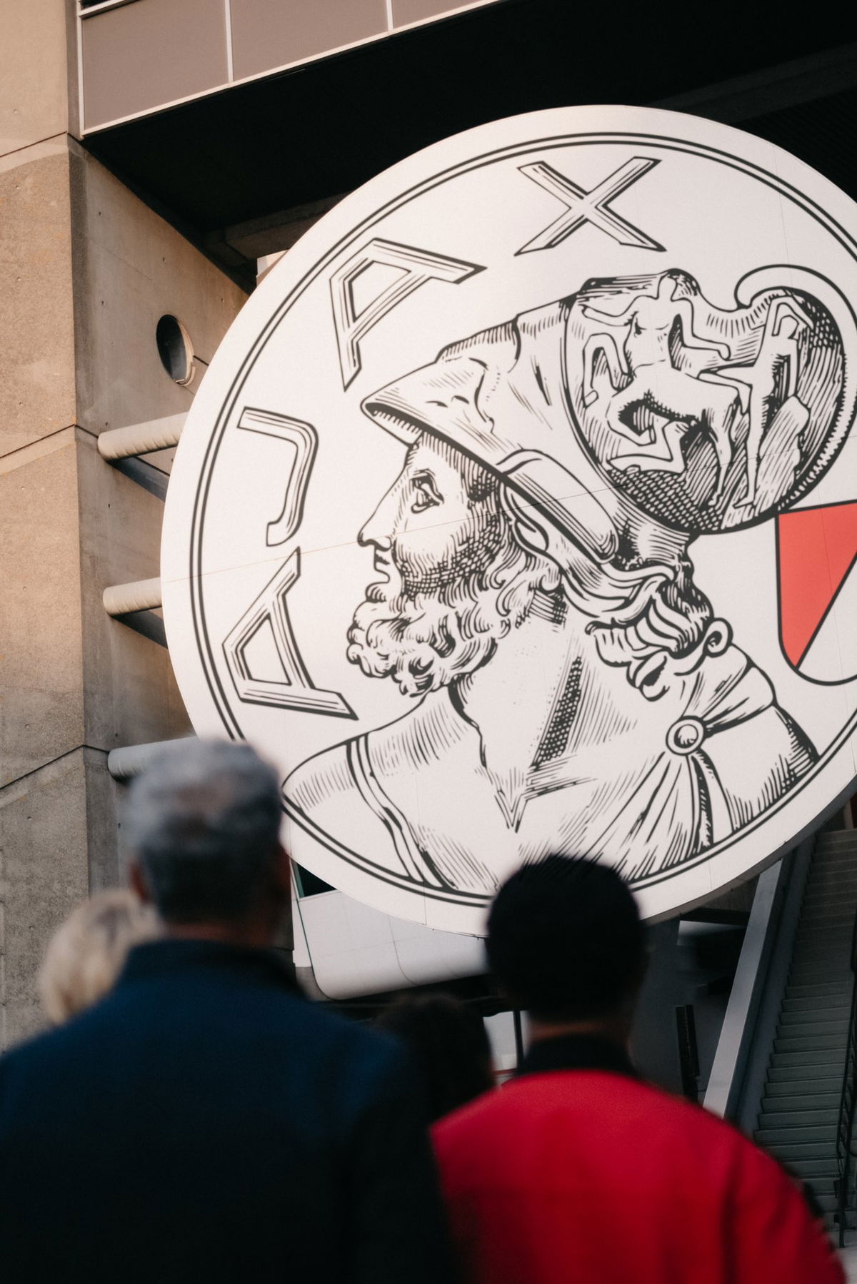 L’Ajax annuncia il ritorno del logo storico per il 125° anniversario article-post