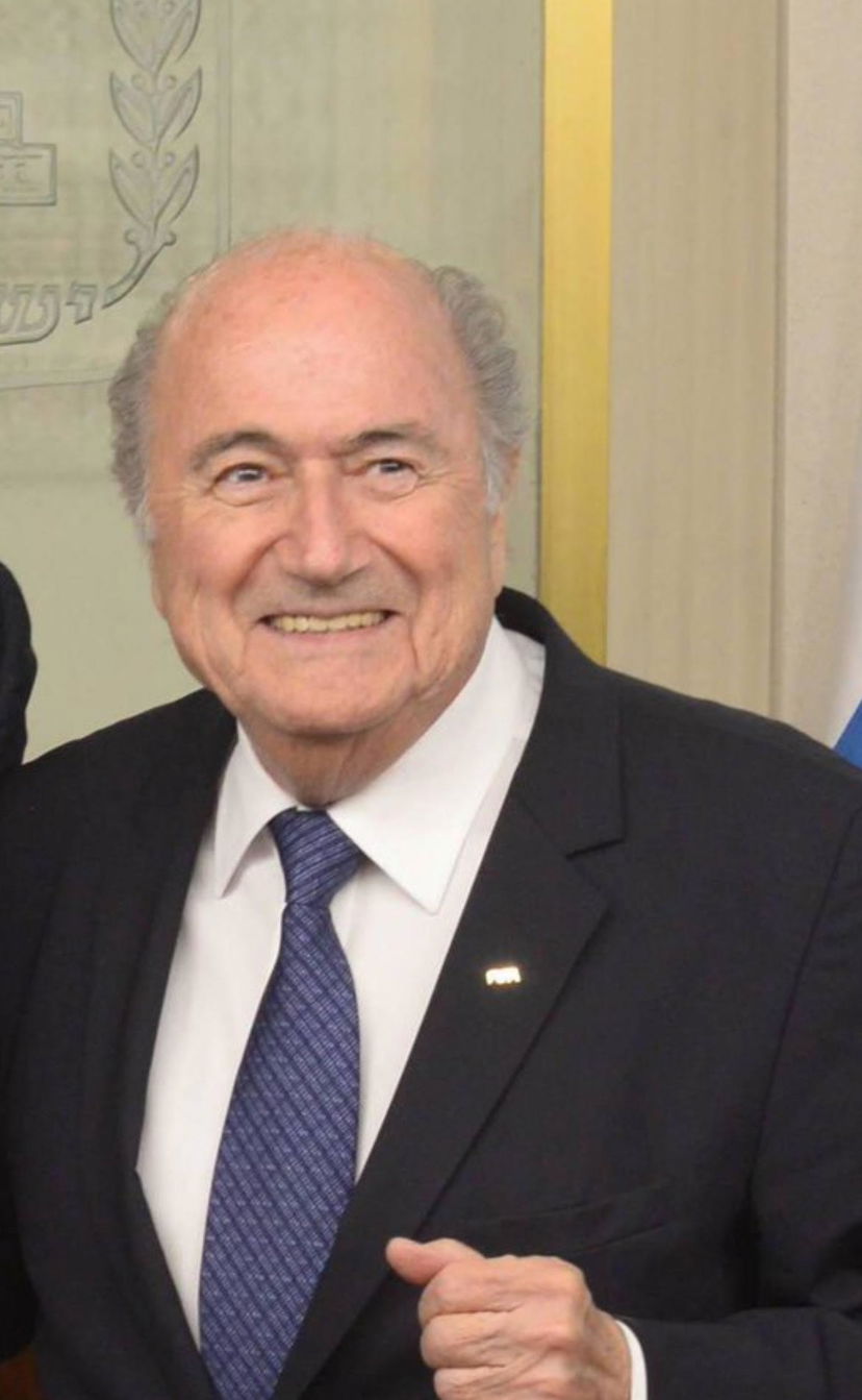 Blatter: “Dobbiamo fare in modo che il calcio torni ad essere più umano. Infantino? vuole avere il controllo su tutto” preview