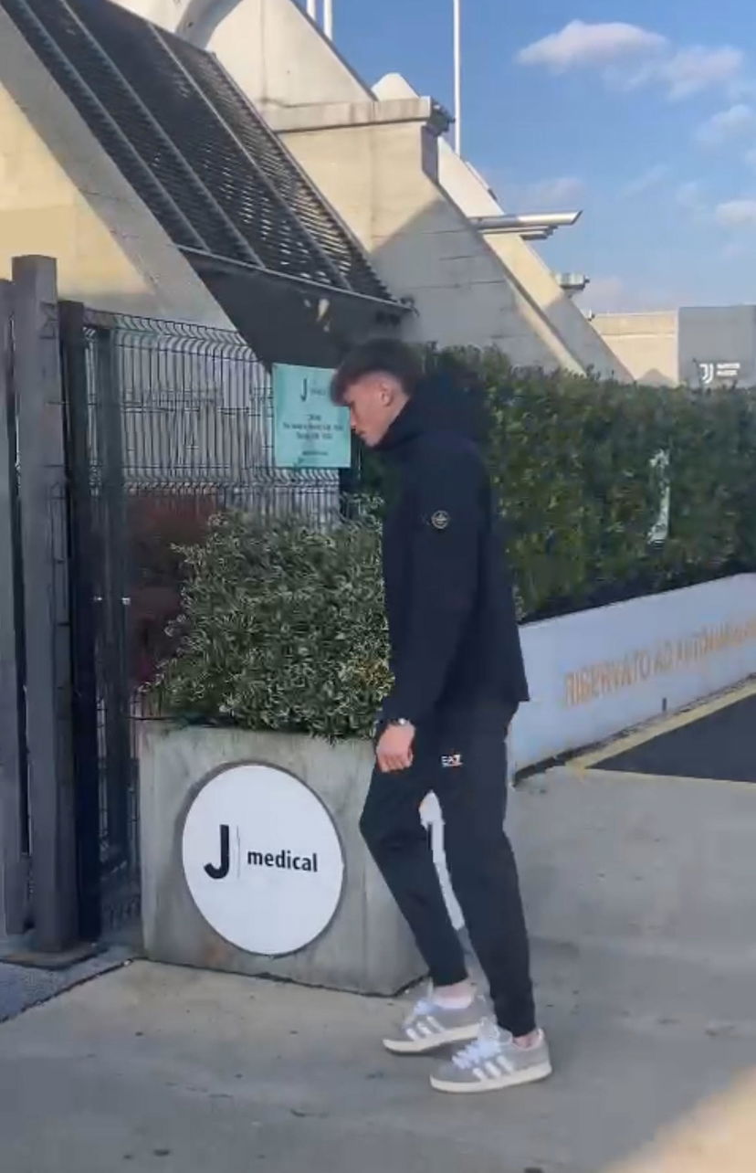 Savona è arrivato al JMedical per sottoporsi agli esami necessari preview