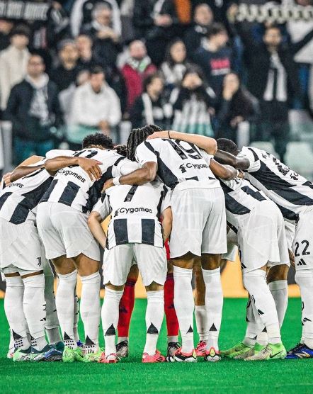 Juve, parla il dottor Freschi: “Con 36 gradi rischio crampi e colpi di calore, ecco come ci prepariamo” preview