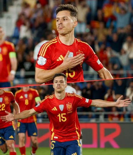 ESTRO, GENIO E SREGOLATEZZA: BRYAN ZARAGOZA È UN’ALA D’ALTRI TEMPI article-post