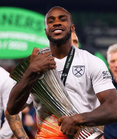 Michail Antonio: “Grato per essere vivo, tornerò presto in campo” preview
