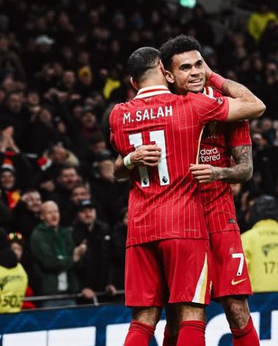 Tottenham-Liverpool è uno show, termina 6-3 per i primi in classifica. Doppietta di Diaz e Salah preview