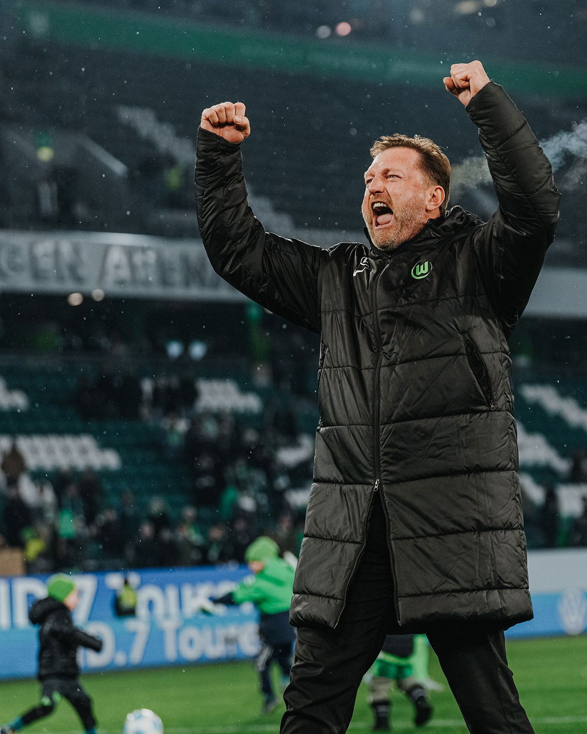 Il Wolfsburg cerca terzini: idea dal Brentford article-post