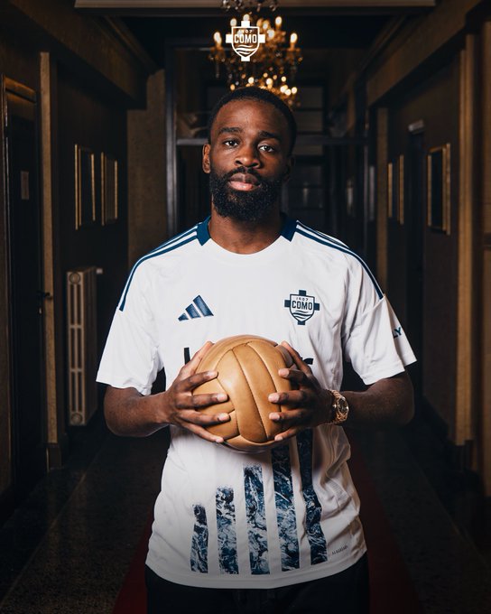 Ora è anche ufficiale: Ikoné passa al Como article-post