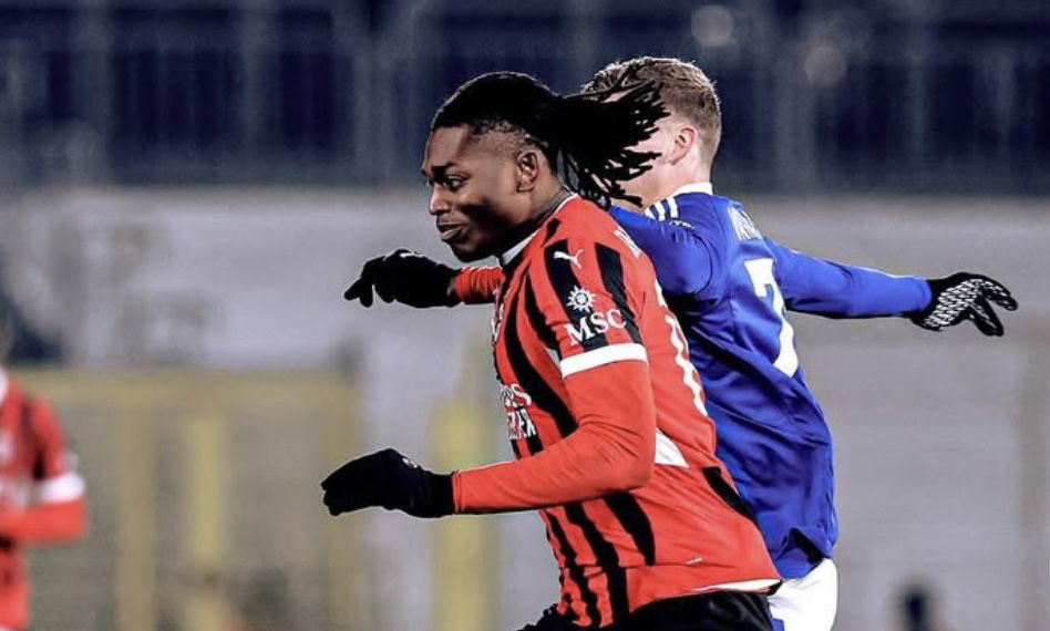 Diao apre, Theo e Leao la ribaltano: il Milan vince 2-1 a Como article-post