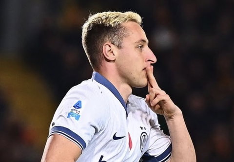 Davide Frattesi alla Lazio: era destino. Il crollo del cartellino preview