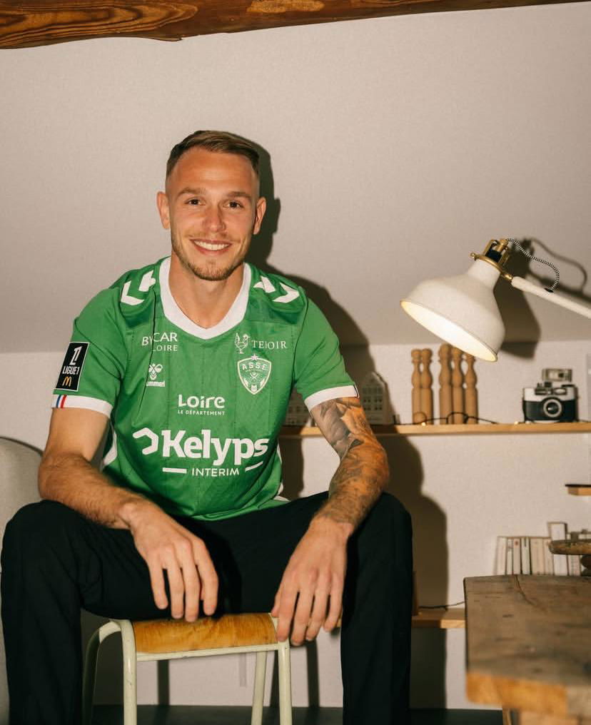 Ufficiale: Irvin Cardona torna al Saint-Etienne preview