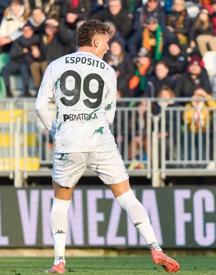 Al gol fortunoso di Pohjanpalo risponde un super Esposito: Venezia-Empoli termina 1-1 preview