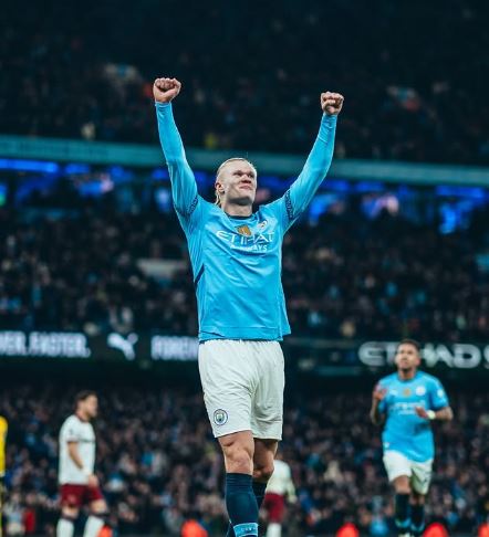 Guardiola: “Haaland in panchina? Preferisco tenerlo fresco per il secondo tempo” article-post