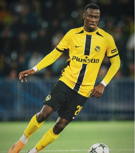 Chi è Niasse, il colosso in arrivo a Verona preview