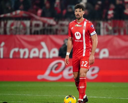 Pablo Marí oggi a Firenze, quasi un mese dopo il suo sì article-post