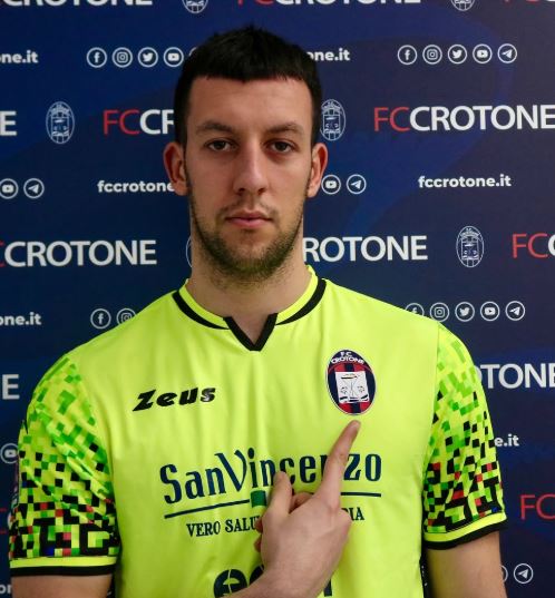 Ufficiale: Sassi è un nuovo portiere del Crotone preview