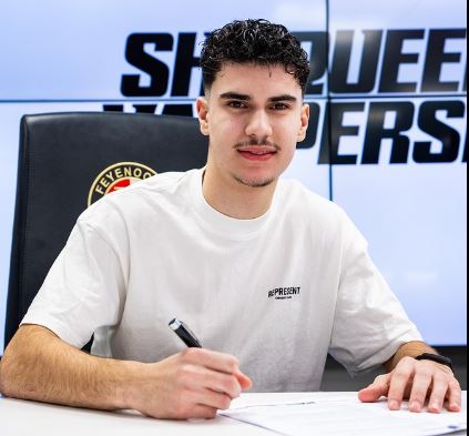 Feyenoord, il figlio di Robin Van Persie firma il primo contratto da professionista preview